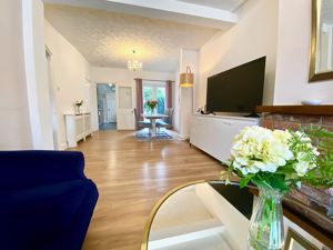 Lounge- click for photo gallery
